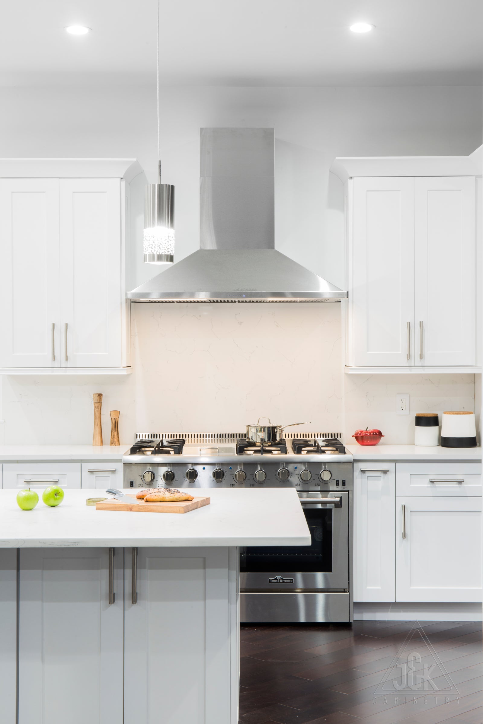 Kitchen & Bathroom Cabinets | J&K Cabinetry – Orlando, FL — JK Cabinetry FL